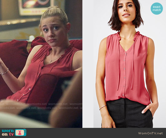 RW&CO. Sleeveless Frill Collar Crepe Blouse worn by Betty Cooper (Lili Reinhart) on Riverdale