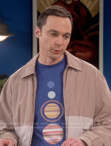 Sheldon’s blue planets graphic tee on The Big Bang Theory