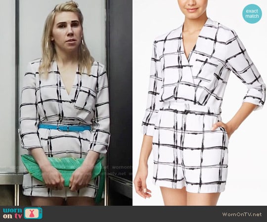 XOXO Juniors Printed Surplice Romper worn by Shoshanna Shapiro (Zosia Mamet) on Girls