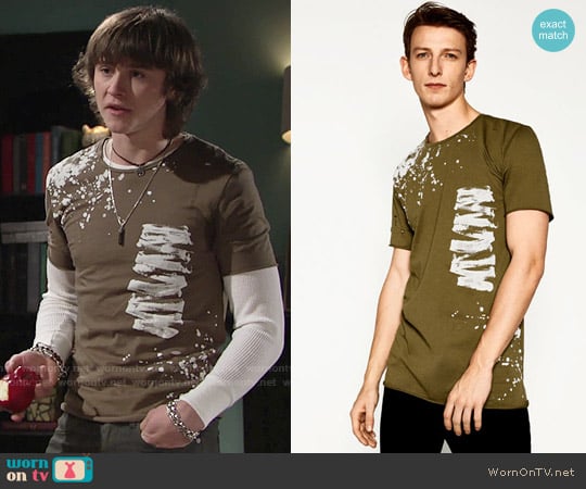 Zara Printed T-shirt worn by Reed Newman Hellstrom (Tristan Lake Leabu) on The Young and the Restless