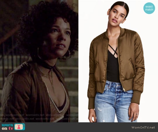 Bomber Jacket by H&M worn by Maia Roberts (Alisha Wainwright ) on Shadowhunters