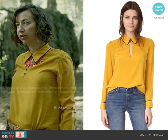 Alice + Olivia Edith Top worn by Carol Pilbasian (Kristen Schaal) on Last Man On Earth