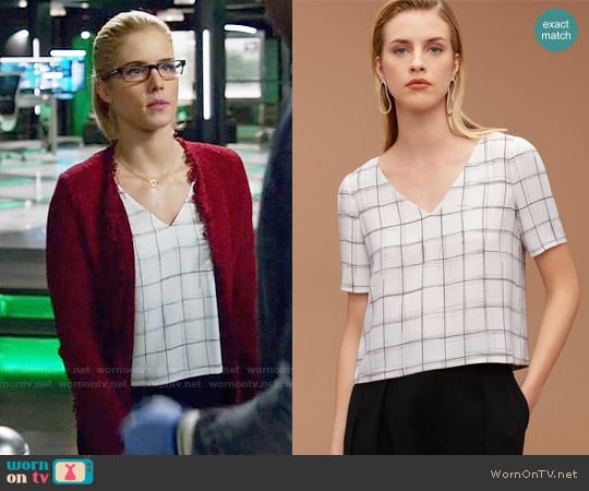 Babaton Randy Blouse in Espace / Graphite worn by Felicity Smoak (Emily Bett Rickards) on Arrow