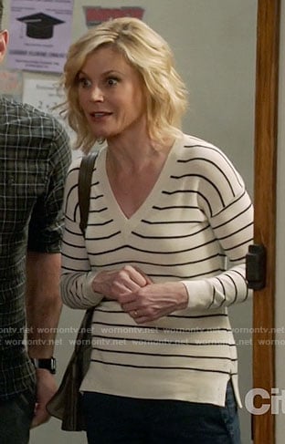 Claire's striped v-neck sweater on Modern Family