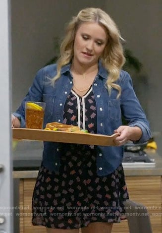 Gabi's turtle print dress on Young and Hungry