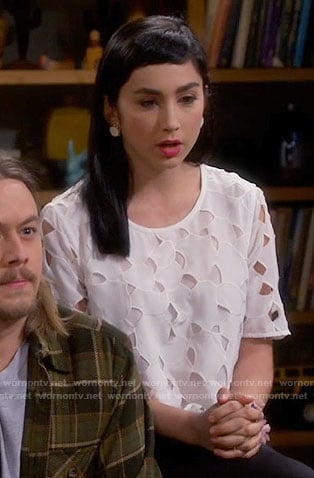 Mandy's white eyelet top on Last Man Standing