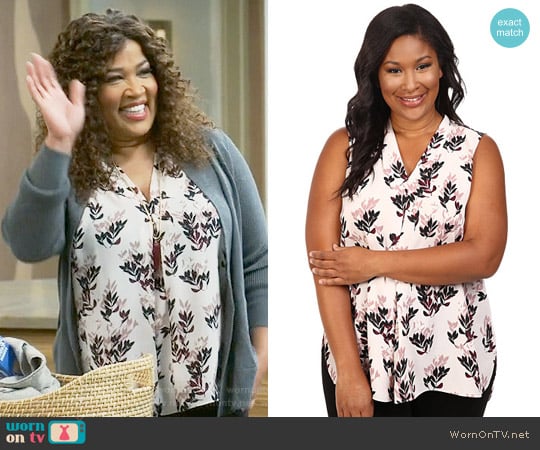 Vince Camuto Leaf Trio Blouse worn by Yolanda (Kym Whitley) on Young and Hungry