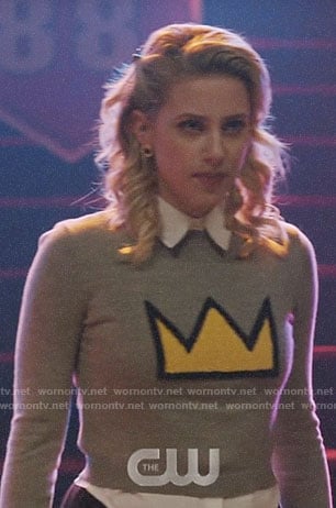 Betty’s crown sweater on Riverdale