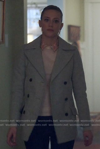 Betty’s grey coat on Riverdale