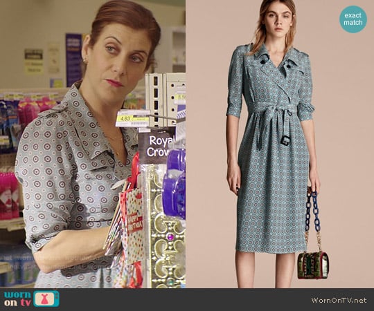 Burberry Pyjama Print Silk Trench Dress worn by Olivia Baker (Kate Walsh) on 13 Reasons Why