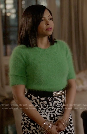 Cookie's green fluffy sweater and black leopard print skirt on Empire