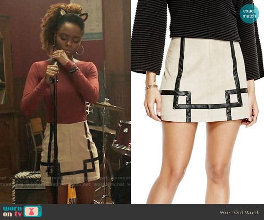 Guess Rosalind Skirt worn by Josie McCoy (Ashleigh Murray) on Riverdale