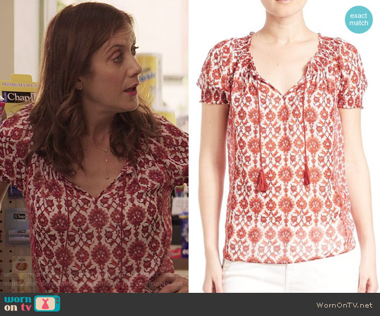 Joie Masha Top in Coral Rose worn by Olivia Baker (Kate Walsh) on 13 Reasons Why