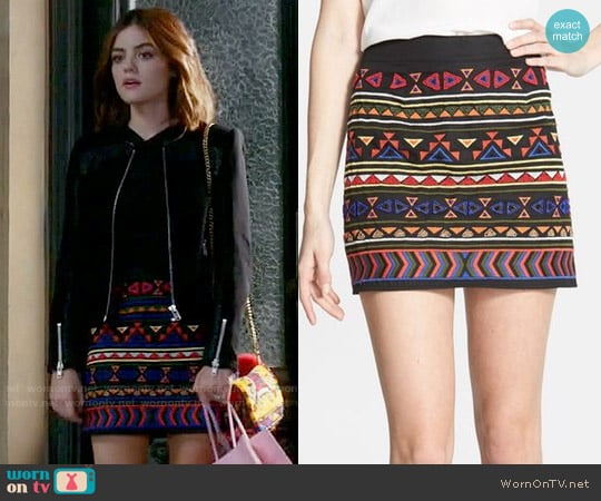 Sam Edelman Beaded Geo Print Miniskirt worn by Aria Montgomery (Lucy Hale) on Pretty Little Liars