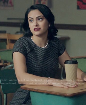 Veronica’s checked short sleeve dress on Riverdale