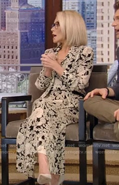 Kelly’s black floral print dress on Live with Kelly