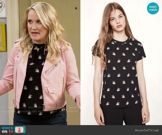 Maje Tami Tee worn by Gabi Diamond (Emily Osment) on Young and Hungry