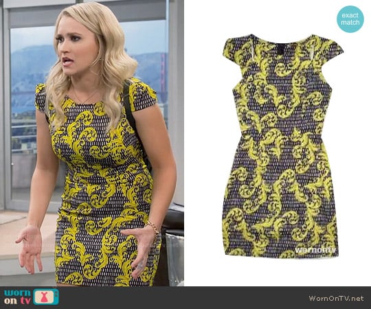 Passion Fusion Vibrant Paisley Dress worn by Gabi Diamond (Emily Osment) on Young and Hungry