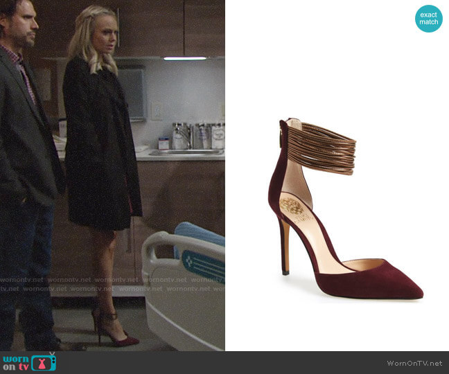 Vince Camuto Nayz Pump worn by Abby Newman (Melissa Ordway) on The Young and the Restless