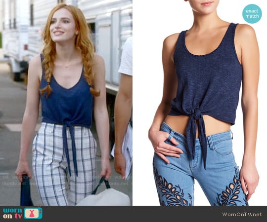 Alice + Olivia Jacinda Top worn by Paige Townsen (Bella Thorne) on Famous in Love