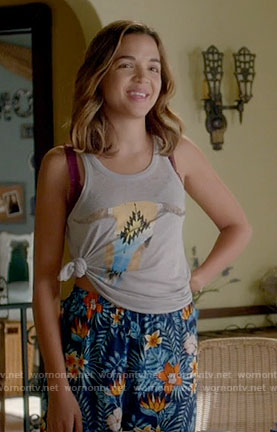Cassie's skull graphic tank top on Famous in Love