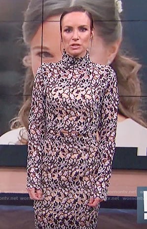 Catt's long sleeve lace crop top and skirt on E! News