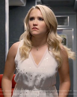 Gabi’s white star print v-neck top on Young and Hungry