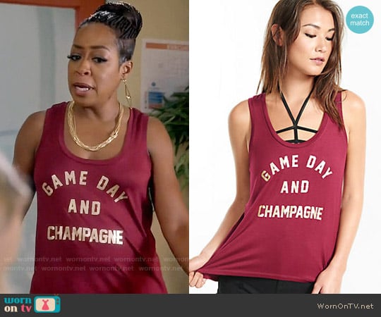 Express  One Eleven Game Day Champagne Tank worn by Mo Evans (Tichina Arnold) on Daytime Divas