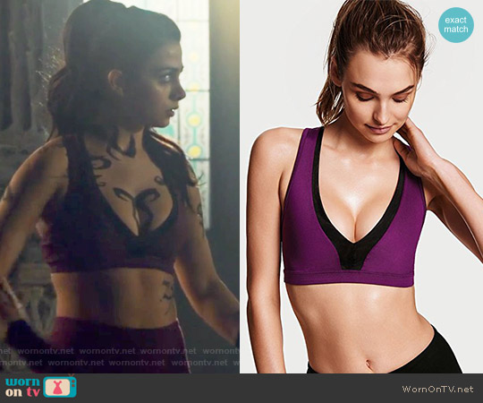 Sport Long Line Plunge Sport Bra by Victoria's Secret worn by Isabelle Lightwood (Emeraude Toubia ) on Shadowhunters