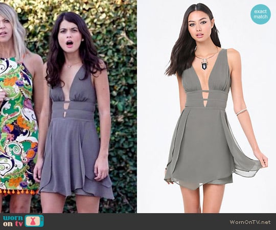 Bebe Tulip Skirt Plunge Dress worn by Sabrina Pemberton (Sofia Black D'Elia) on The Mick