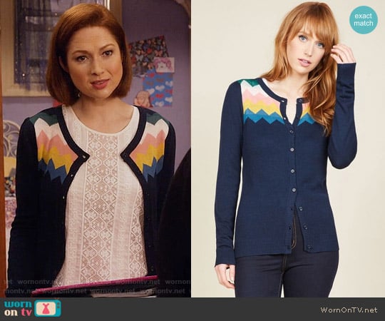 ModCloth You Heard That Bright Cardigan in Navy worn by Kimmy Schmidt (Ellie Kemper) on Unbreakable Kimmy Schmidt