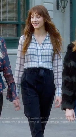 Spencer's plaid blouse on Pretty Little Liars