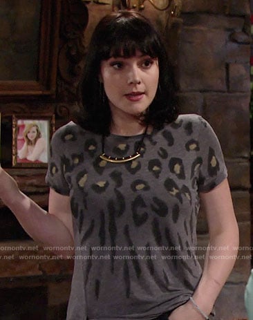 Tessa’s grey leopard print t-shirt on The Young and the Restless