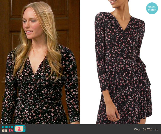 Topshop Star Print Plisse Dress worn by Abigail Deveraux (Kate Mansi) on Days of our Lives