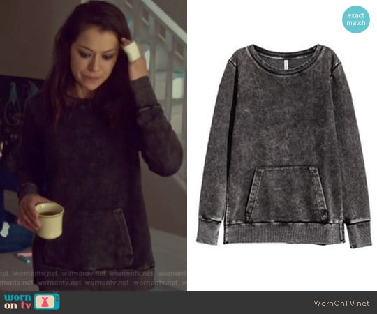 Sweatshirt by H&M worn by Sarah Manning (Tatiana Maslany) on Orphan Black