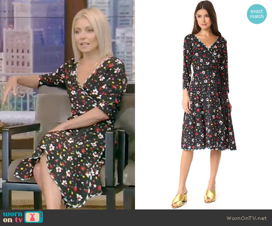 Wrap Dress with Waist Tie by Marc Jacobs worn by Kelly Ripa on Live with Kelly and Mark