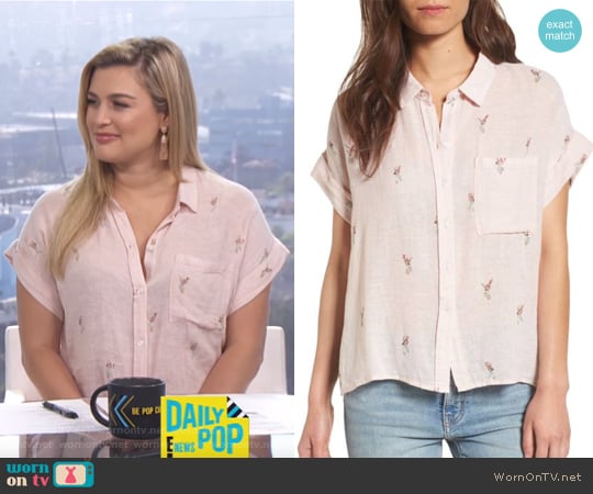 Top: Whitney Print Shirt by RAILS worn by Carissa Loethen Culiner on E! News