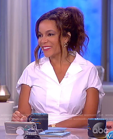 Sunny's white balloon sleeve shirt on The View