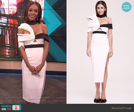 WornOnTV: Zuri’s white one off-shoulder dress with cutouts on E! News ...