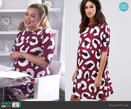 T-Shirt Dress in Abstract Leopard Print by ASOS worn by Carissa Loethen Culiner  on E! News