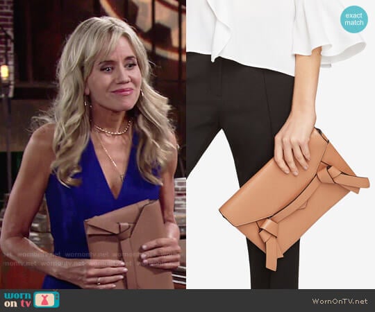 Bcbgmaxazria Nicoletta Clutch worn by Alice Johnson (Tamara Clatterbuck) on The Young and the Restless