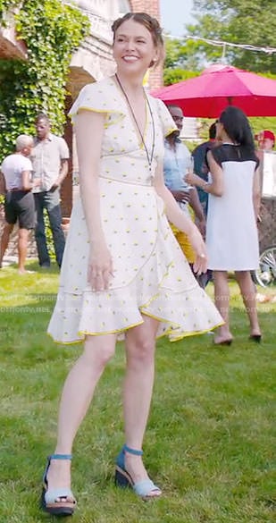Liza’s yellow tulip print dress on Younger