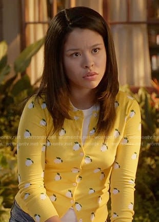 Mariana's yellow lemon print cardigan on The Fosters