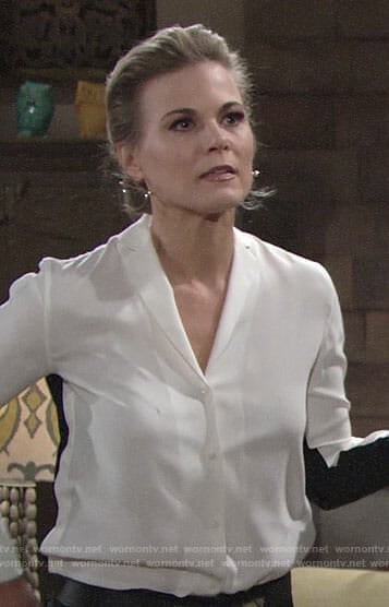 Phyllis’s white shirt with black back on The Young and the Restless