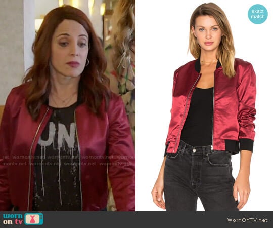 Wornontv Jos Red Satin Bomber Jacket On Girlfriends Guide To Divorce Alanna Ubach Clothes