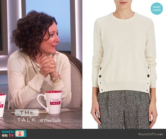 Button-Vent Cashmere Sweater by Barneys New York worn by Sara Gilbert on The Talk