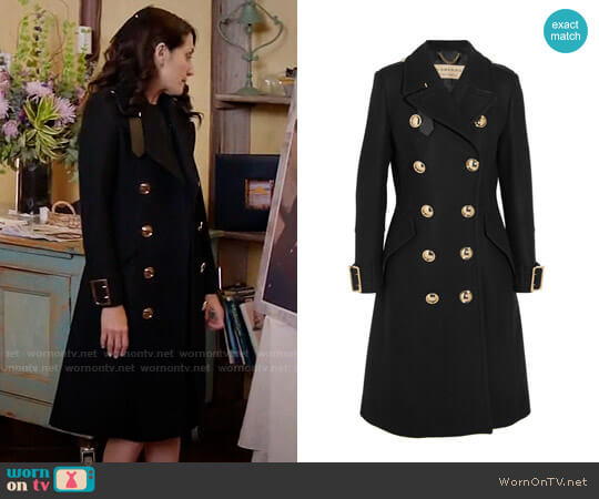 Burberry Leather-trimmed double-breasted wool-blend coa worn by Abby McCarthy (Lisa Edelstein) on Girlfriends Guide to Divorce