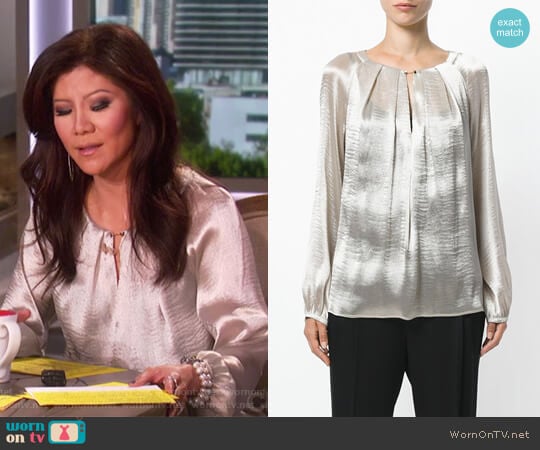 Chain Fastening Pleat Blouse by Max Mara worn by Julie Chen on The Talk