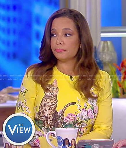 Sunny’s yellow cat print dress on The View