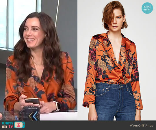 Printed Sateen Bodysuit by Zara worn by Melanie Bromley on E! News